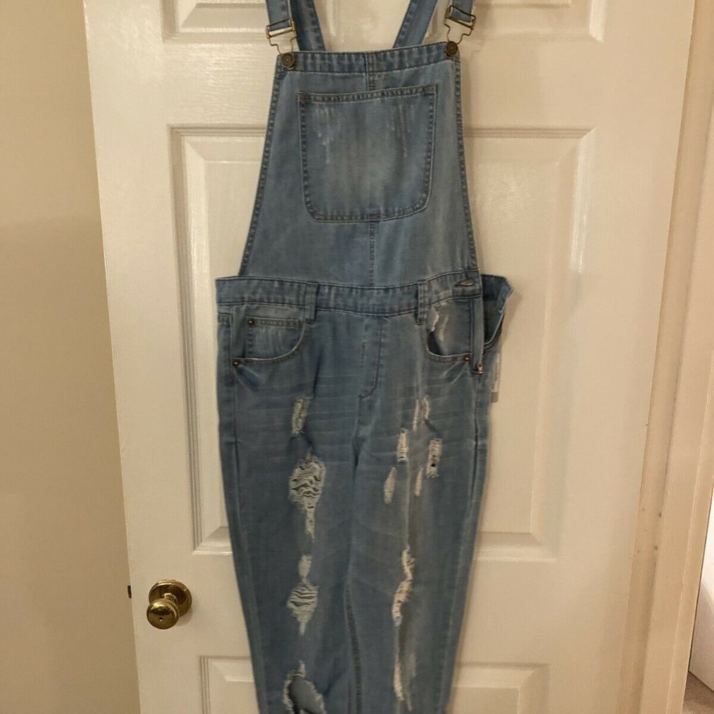 Sadie & Sage Light-Washed Overalls